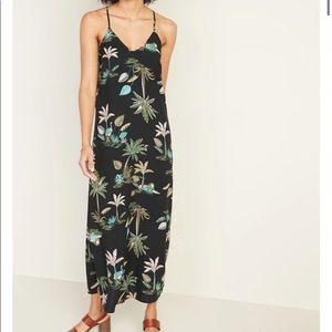 Old navy printed v-neck maxi shirt dress
